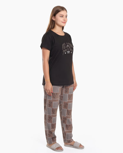 Black & Brown Colored Printed Nightsuit