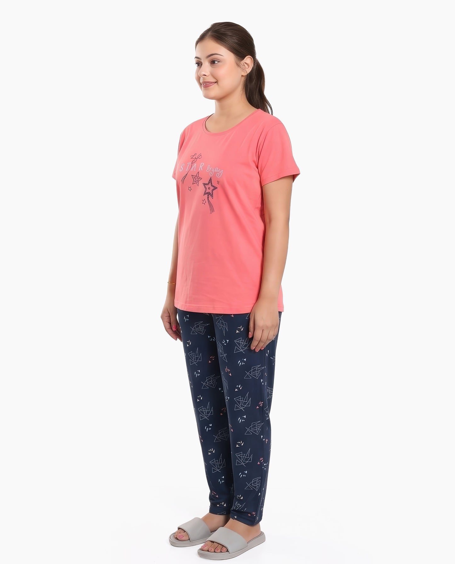 Peach & Indigo Colored Printed Nightsuit