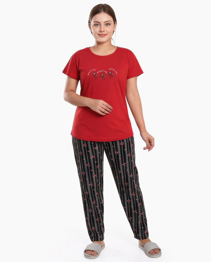 Red & Black Colored Printed Nightsuit