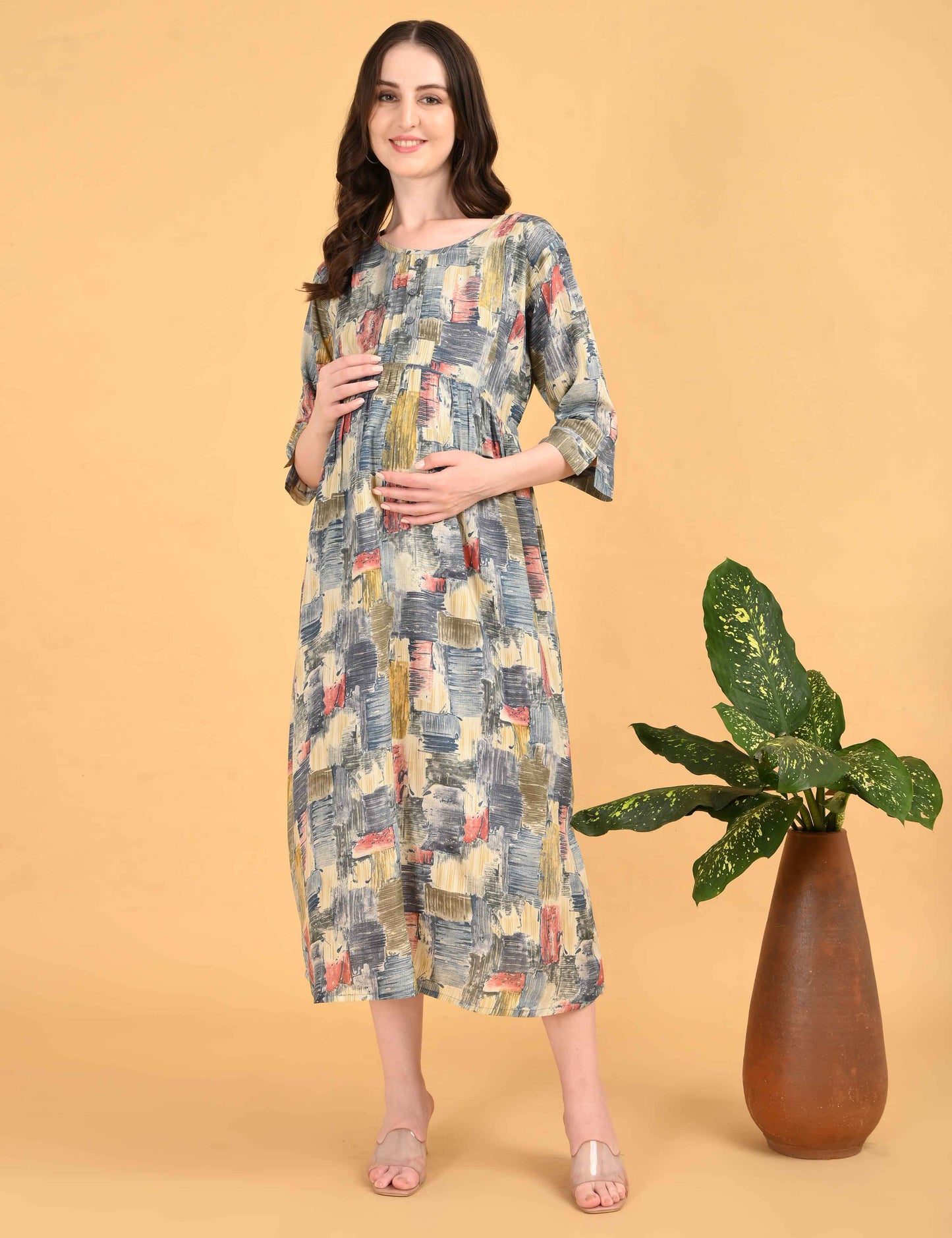 Grey-Colored Maternity 3/4th Gown