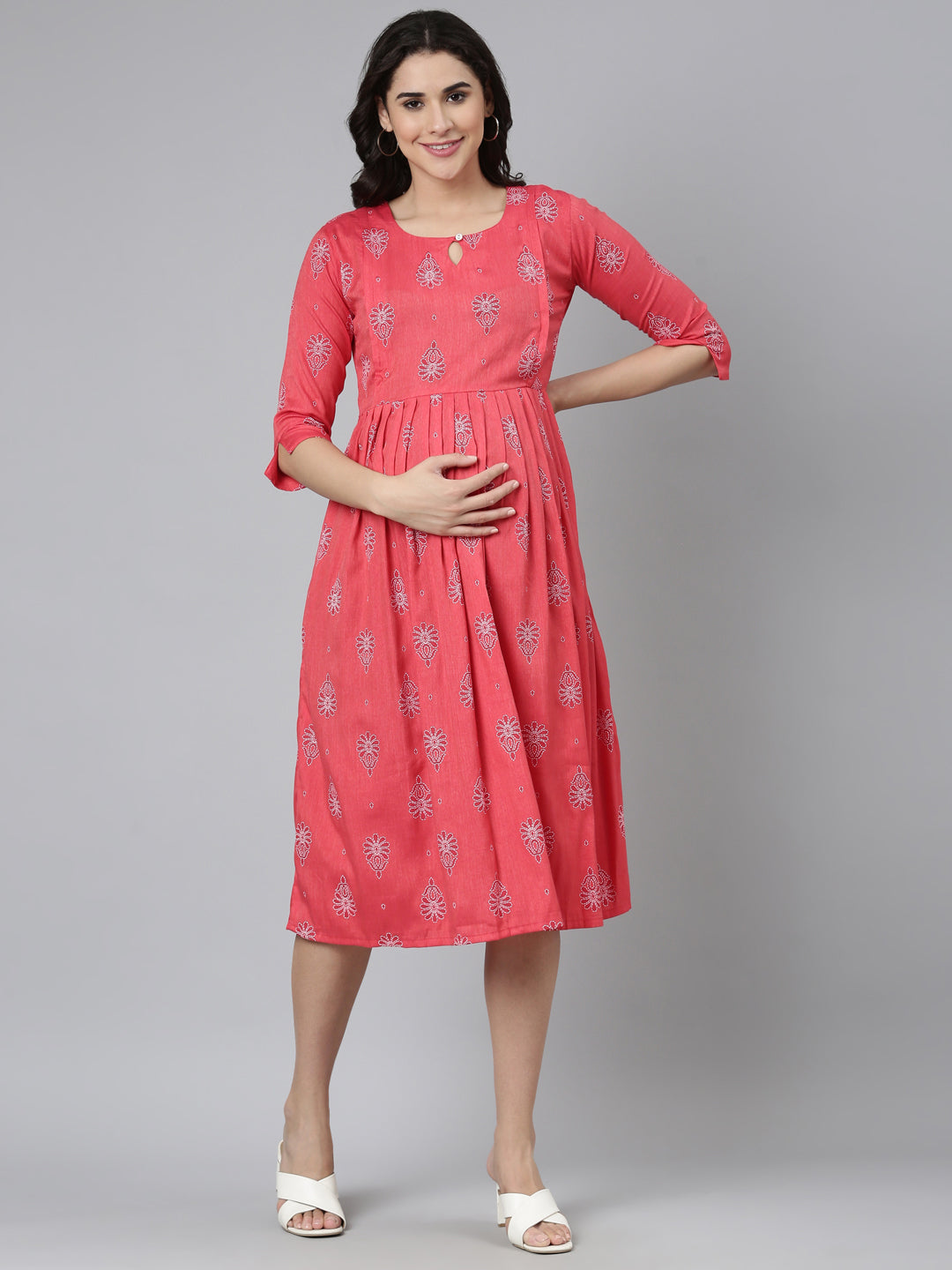 Womens Maternity 3/4th Gown - Fuchsia