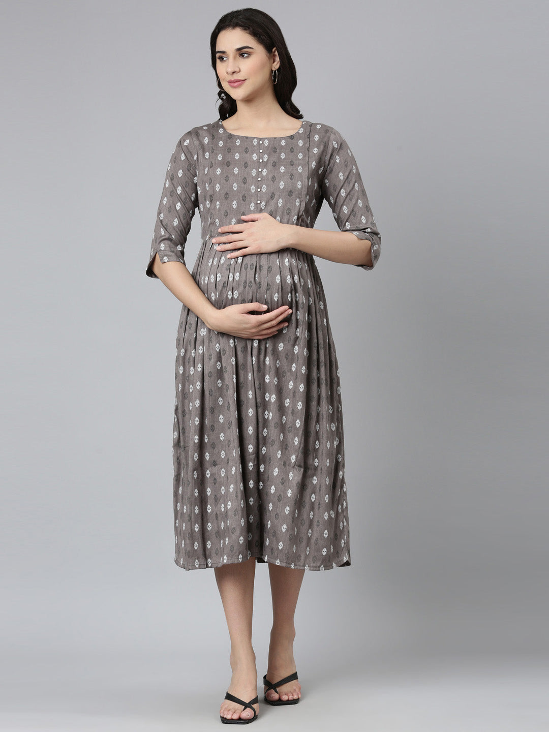 Womens Maternity 3/4th Gown - Grey