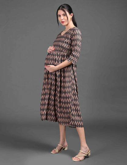 Coffee-Colored Maternity 3/4th Gown