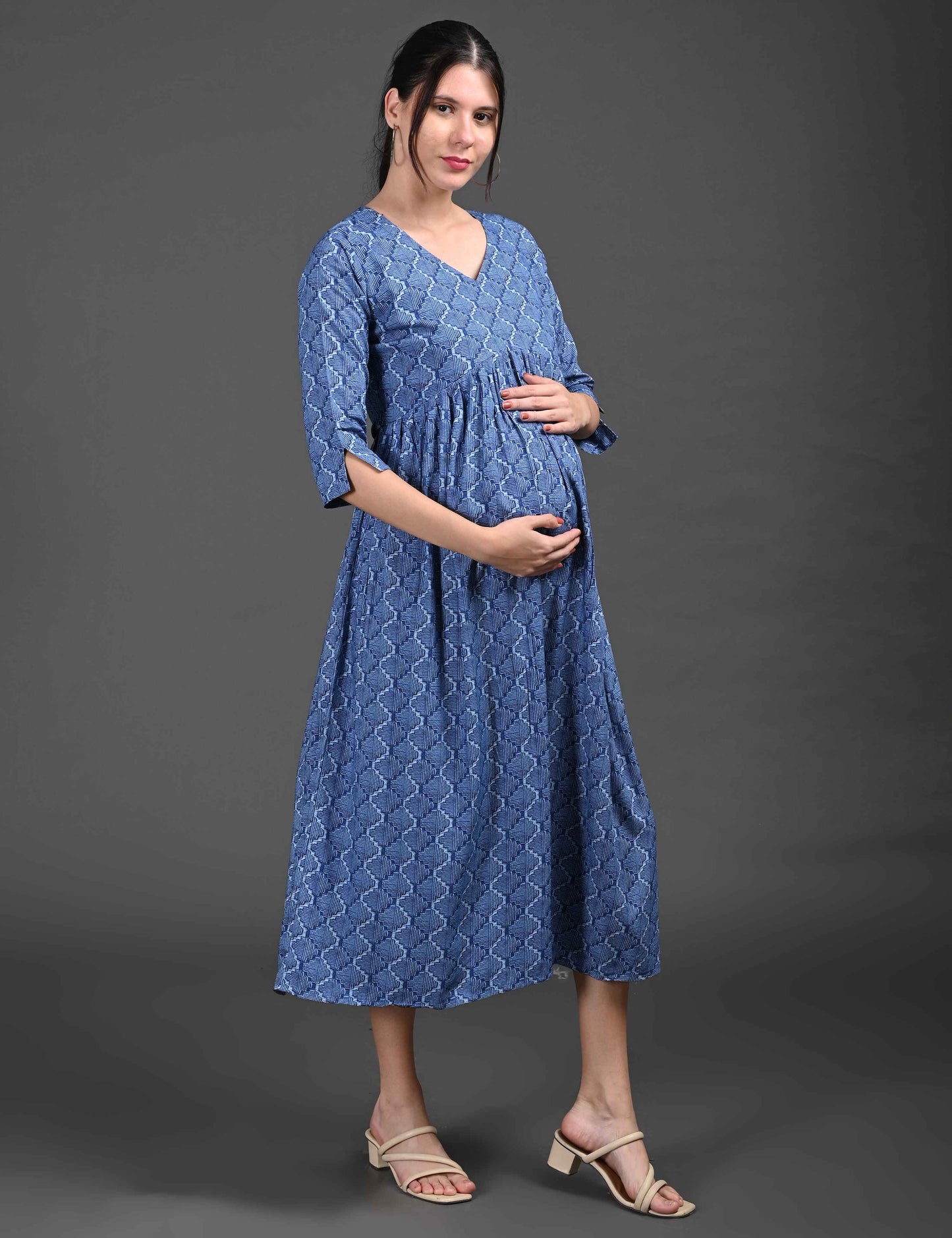 Blue-Colored Maternity 3/4th Gown