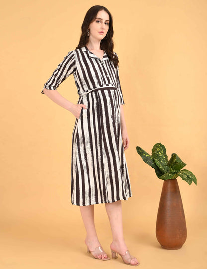 Multi-Colored Maternity 3/4th Gown
