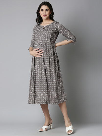 Womens Maternity 3/4th Gown - Grey