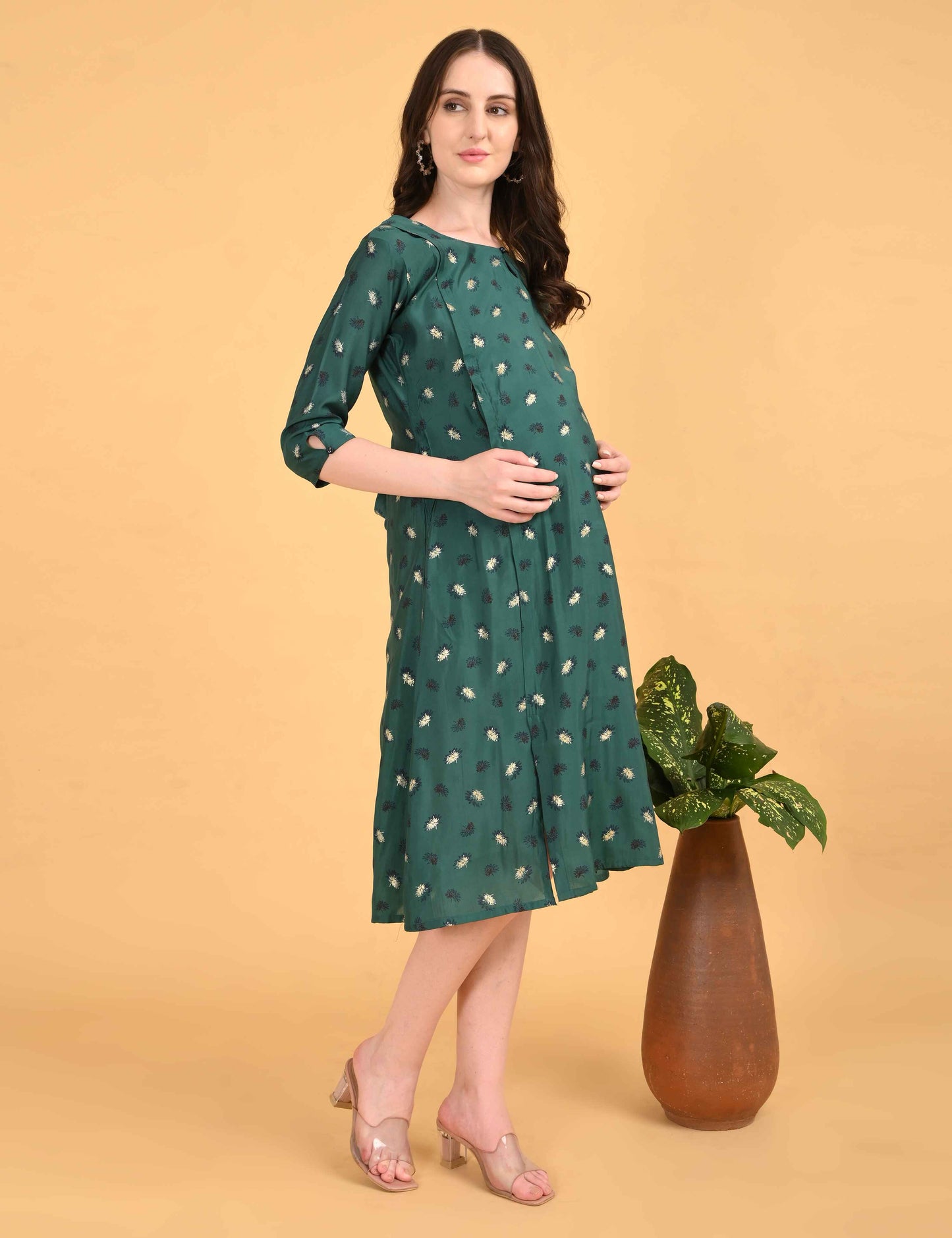 Green-Colored Maternity 3/4th Gown