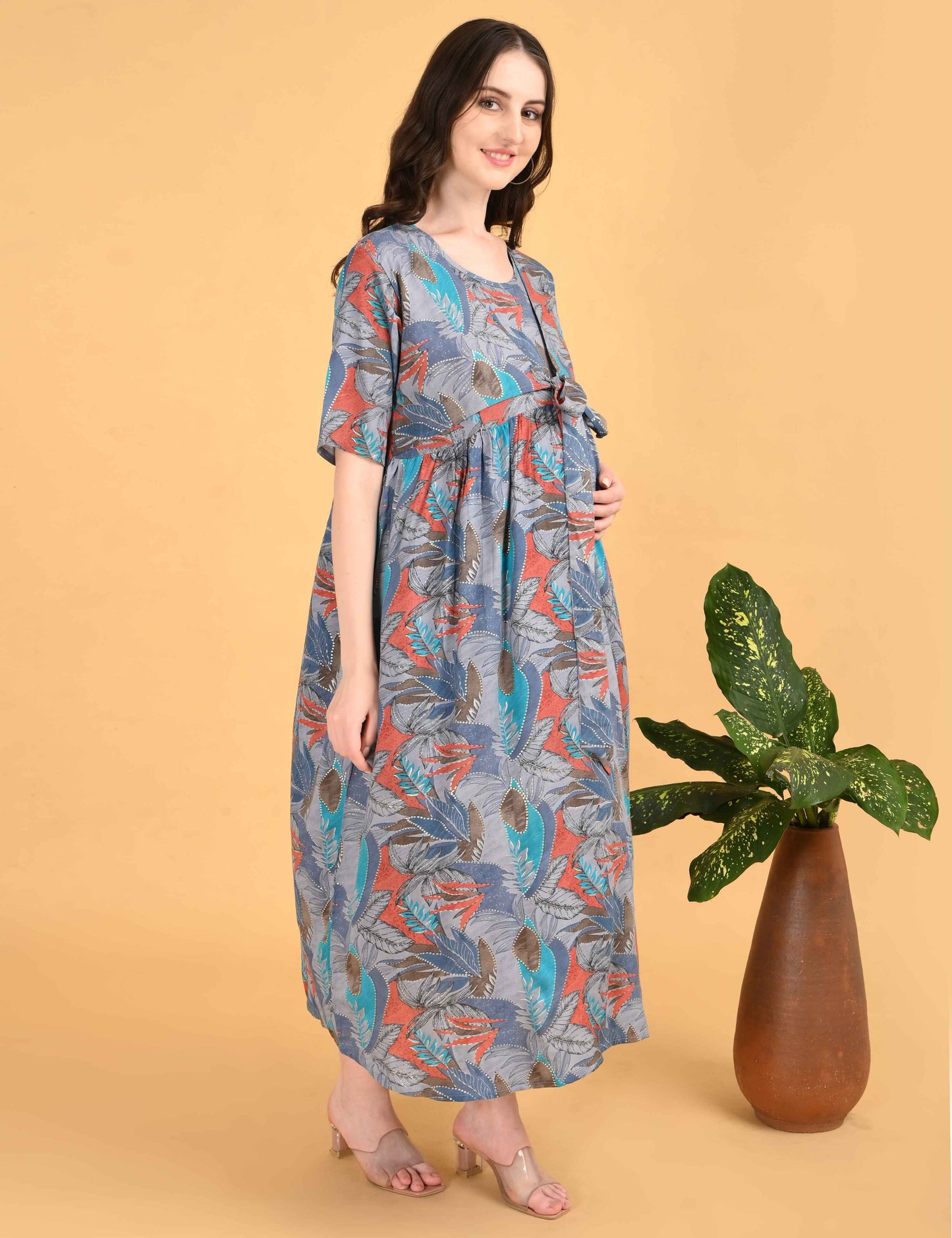 Grey-Colored Maternity 3/4th Gown