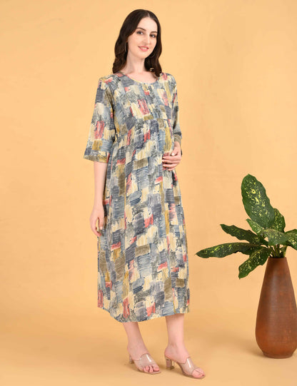 Grey-Colored Maternity 3/4th Gown