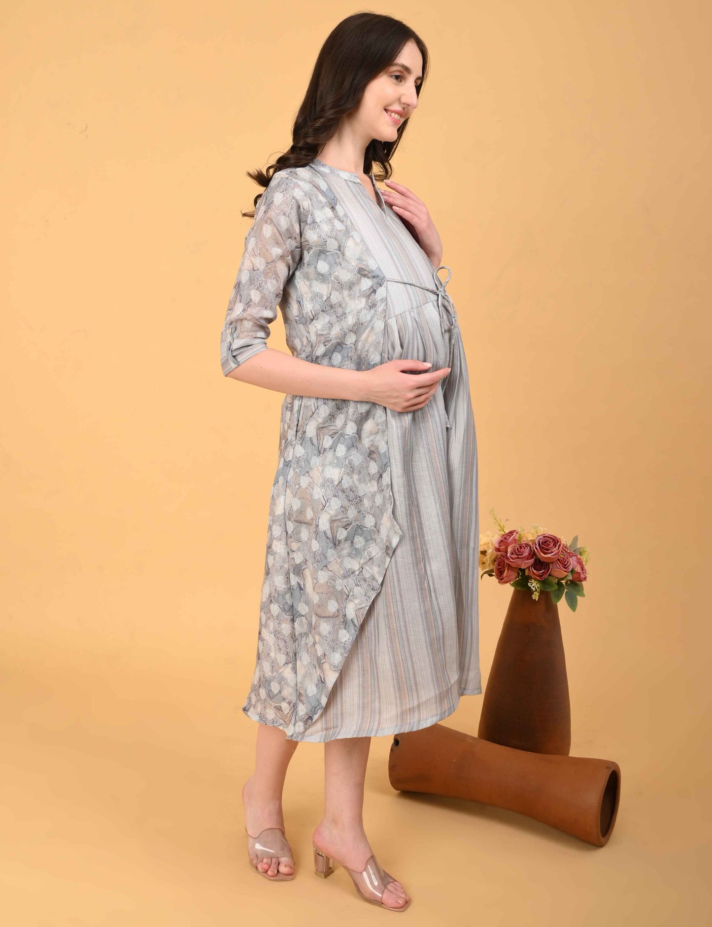 Grey-Colored Maternity 3/4th Gown