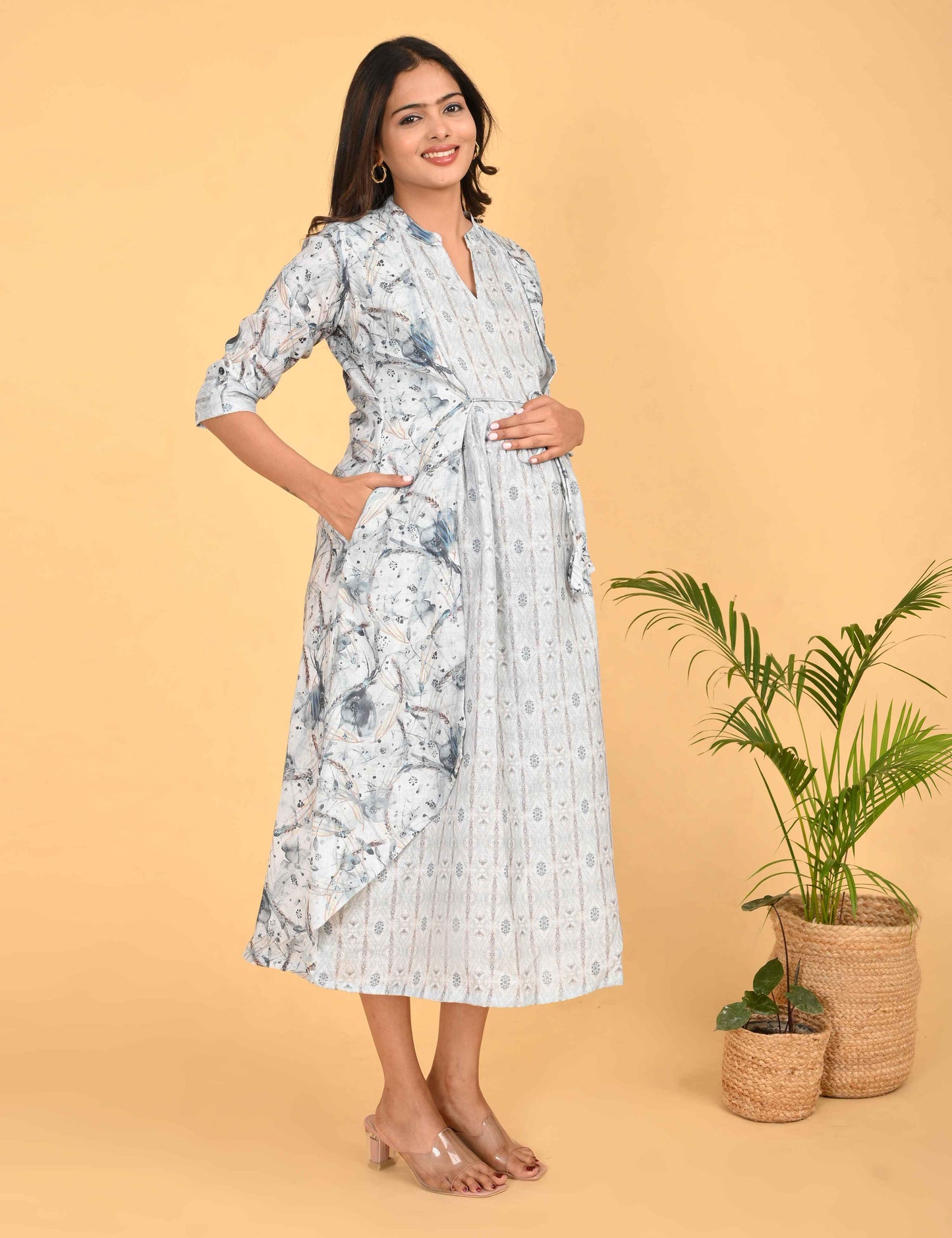 Grey-Colored Maternity 3/4th Gown