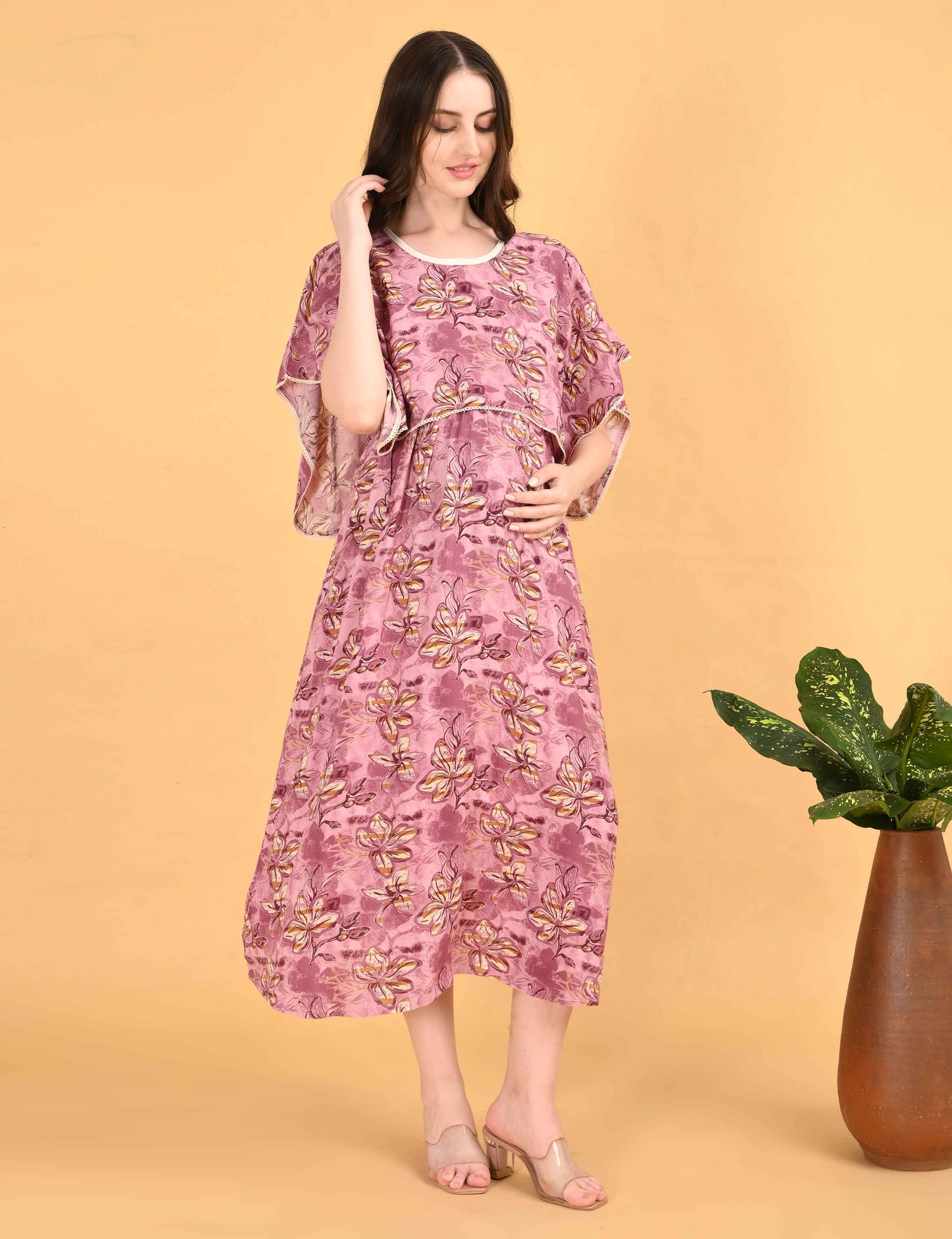 Onion-Colored Maternity 3/4th Gown