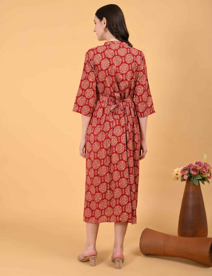 Rust-Colored Maternity 3/4th Gown