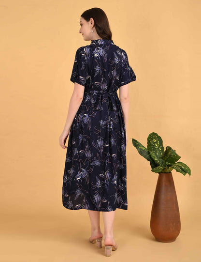 Navy-Colored Maternity 3/4th Gown