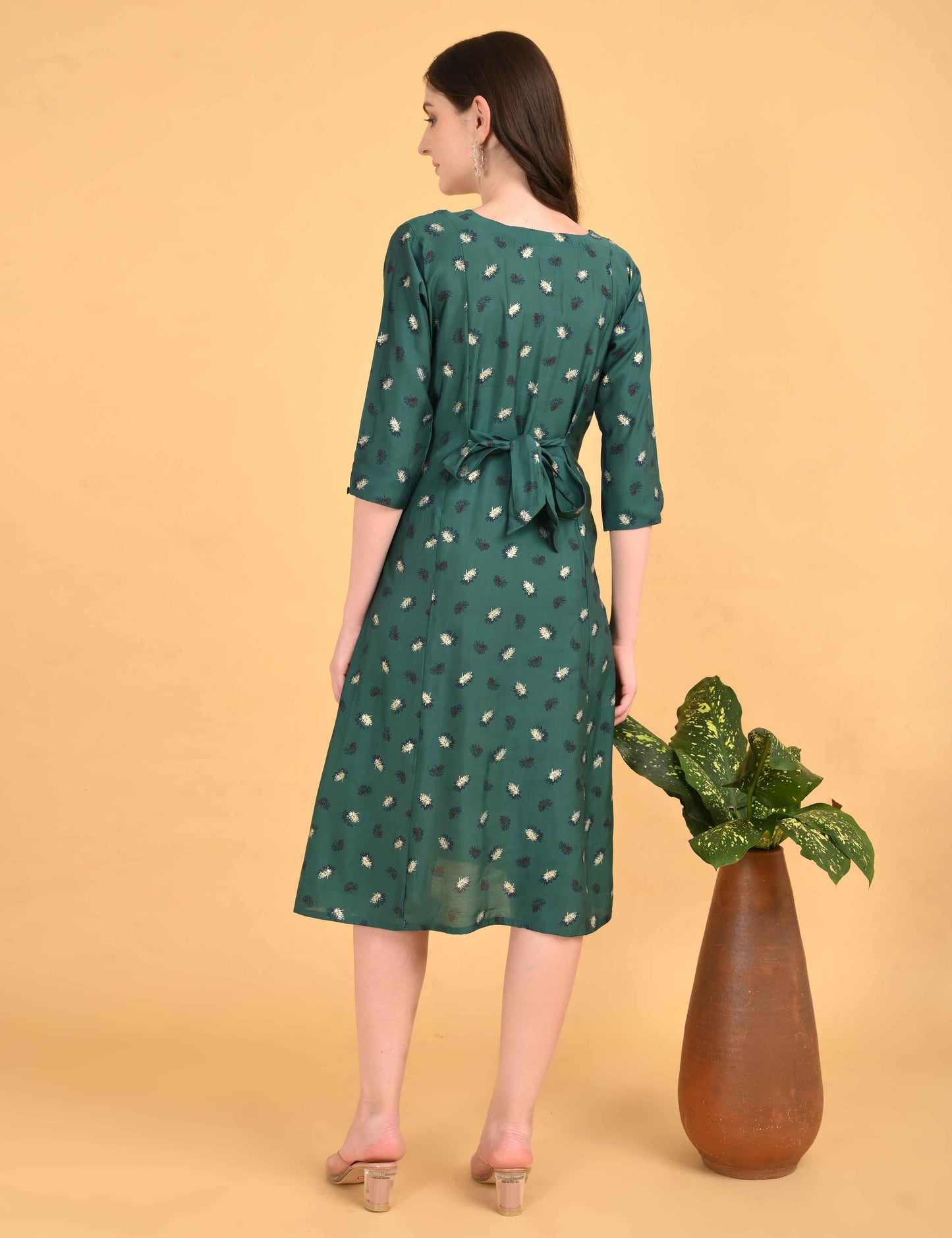 Green-Colored Maternity 3/4th Gown