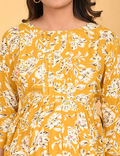 Mustard-Colored Maternity 3/4th Gown