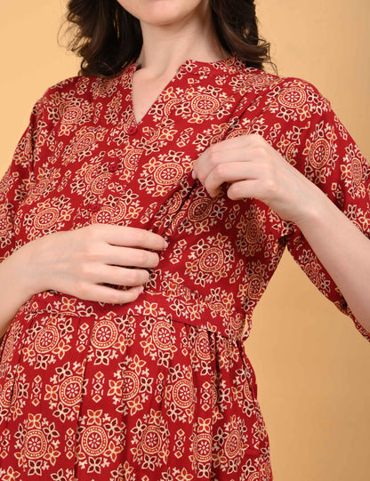 Rust-Colored Maternity 3/4th Gown
