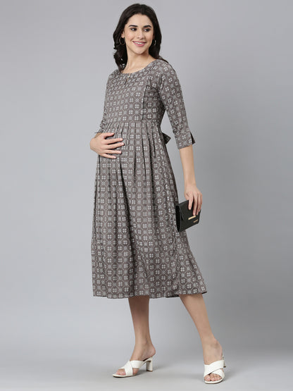 Womens Maternity 3/4th Gown - Grey