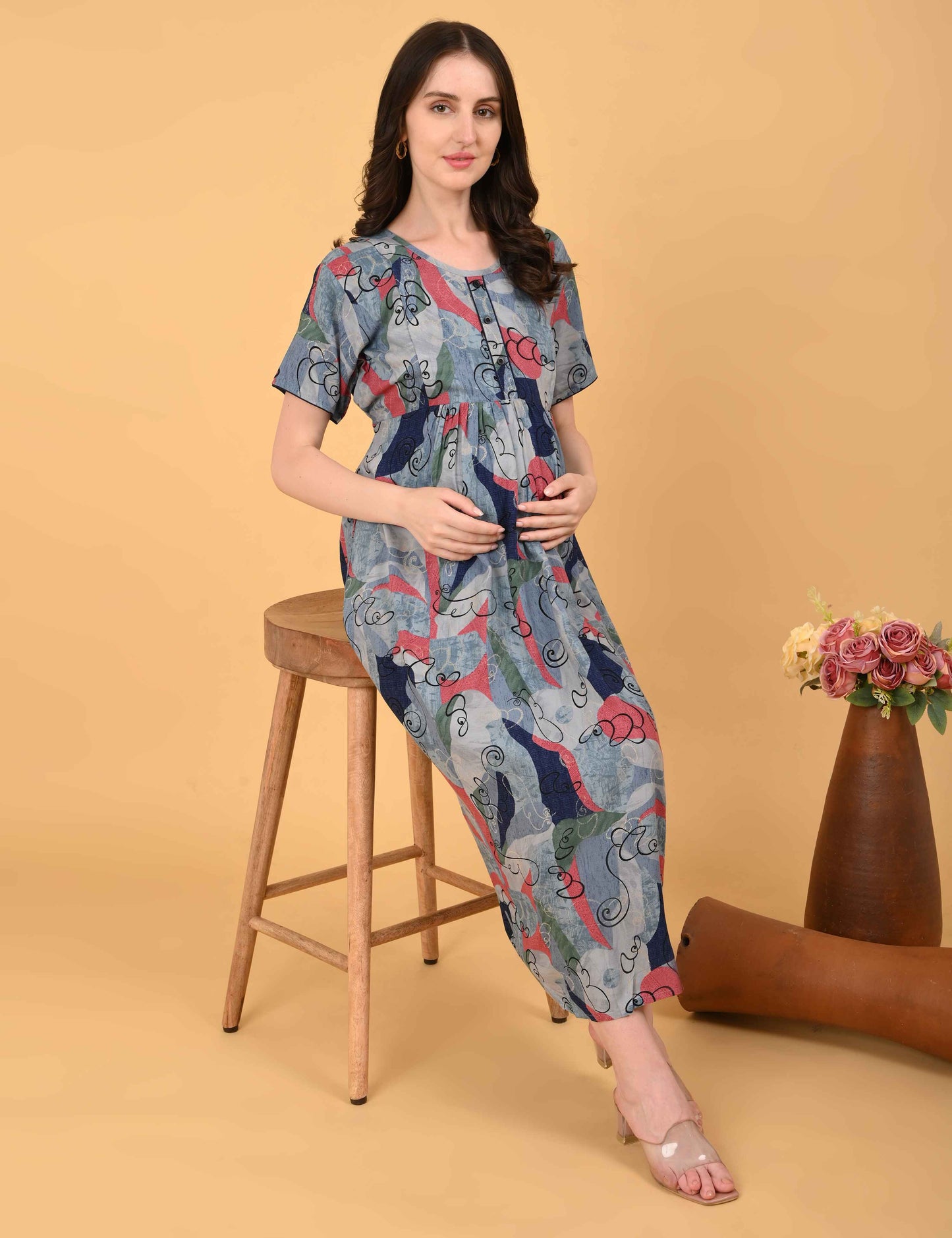 Multi-Colored Maternity 3/4th Gown