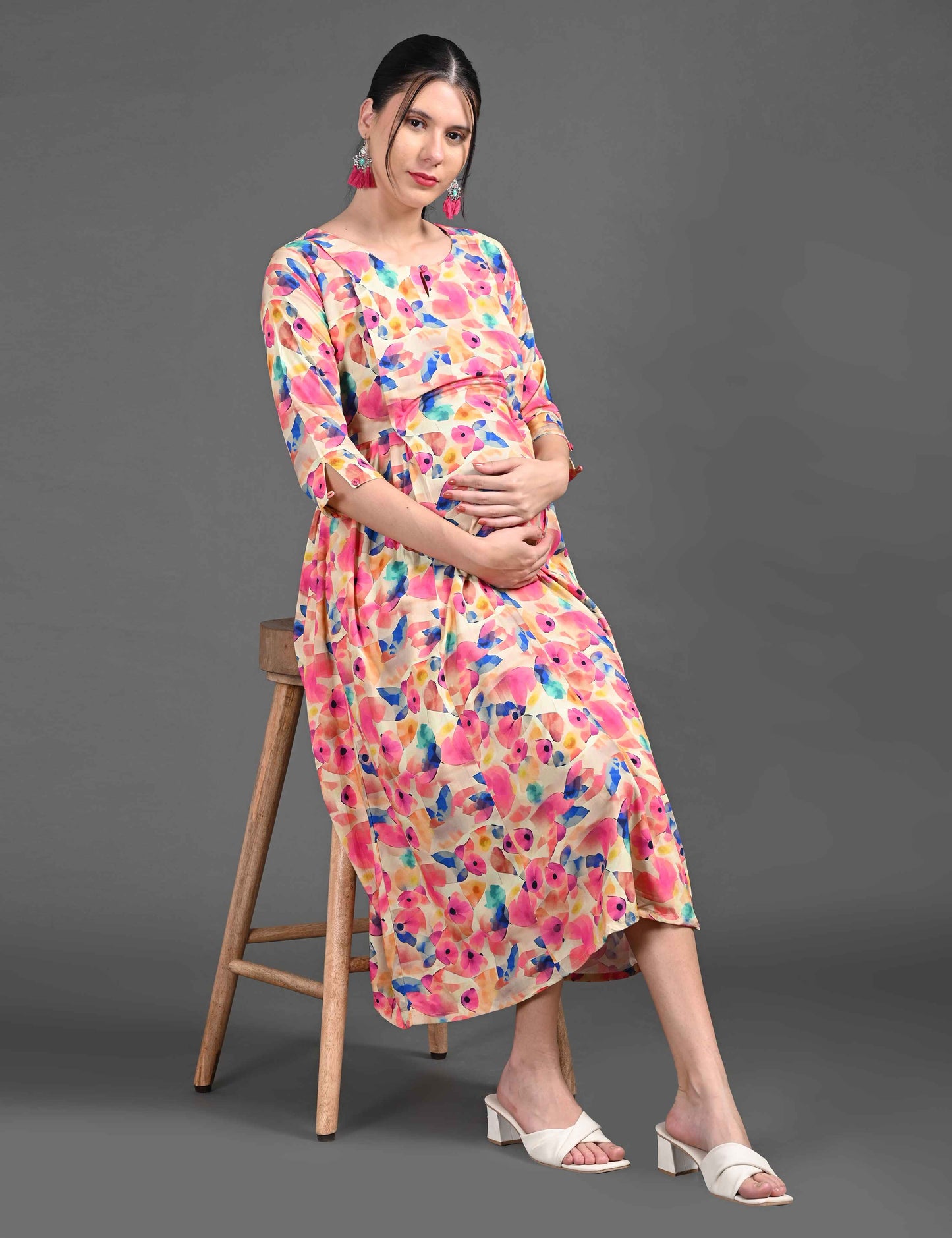 Multi-Colored Maternity 3/4th Gown