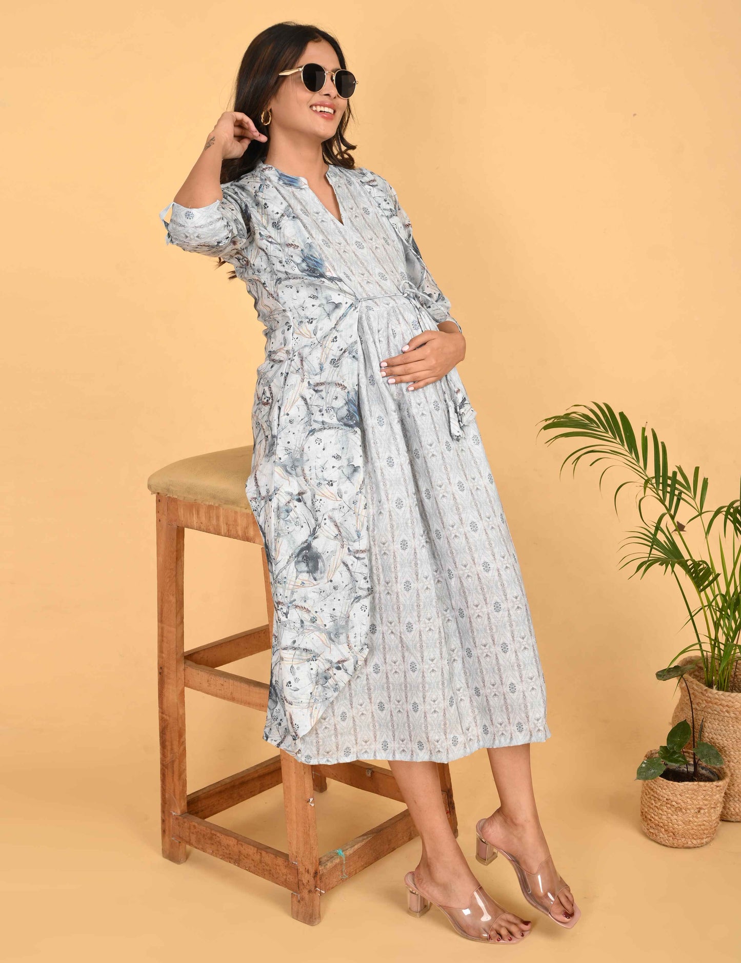 Grey-Colored Maternity 3/4th Gown
