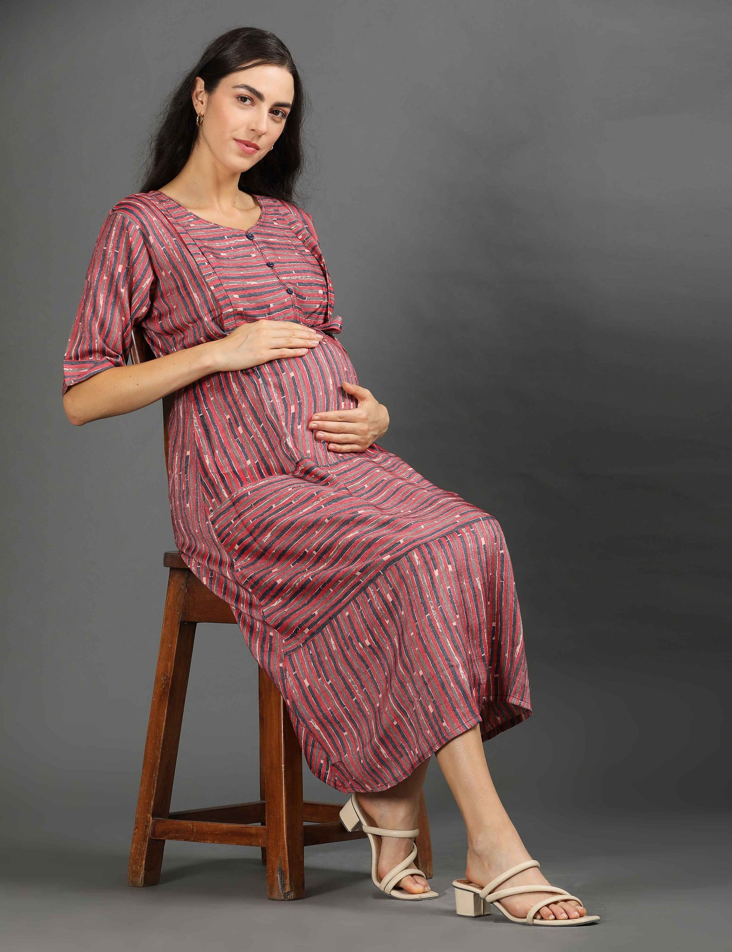 Fuchsia-Colored Maternity 3/4th Gown