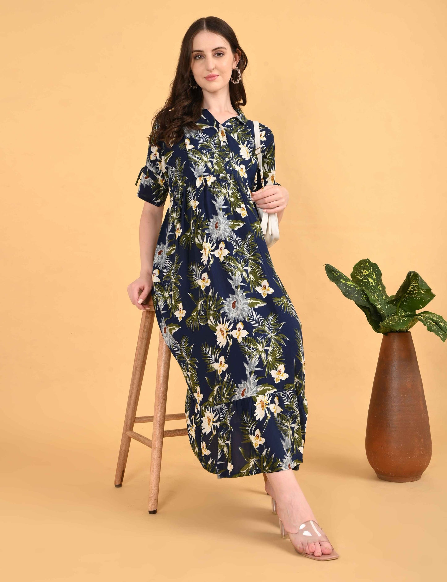 Navy Blue-Colored Maternity 3/4th Gown