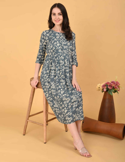 Grey-Colored Maternity 3/4th Gown