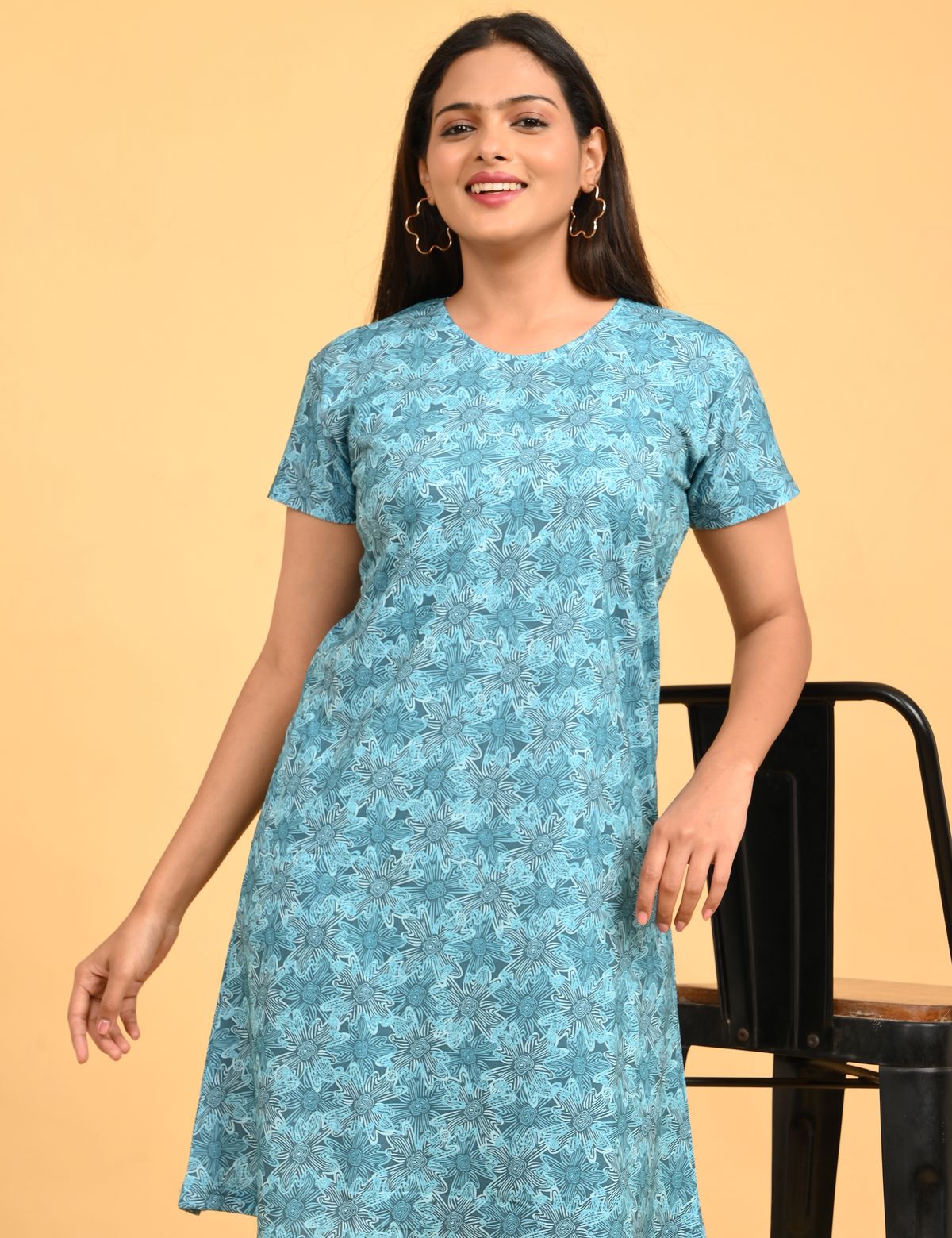 Sea Green-Colored Printed Short Nighty