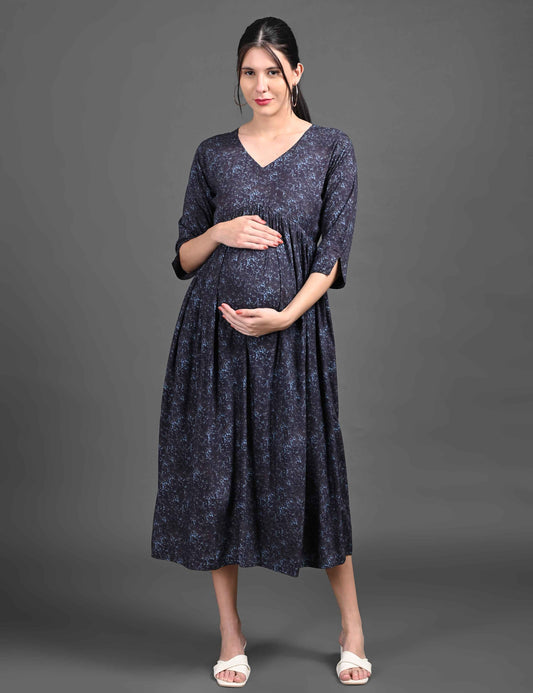 Charcoal-Colored Maternity 3/4th Gown