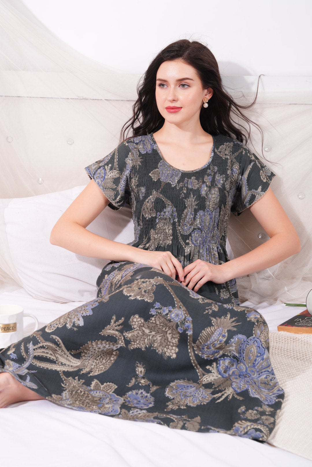 D.Grey-Colored Alpine Smoking Nightdress