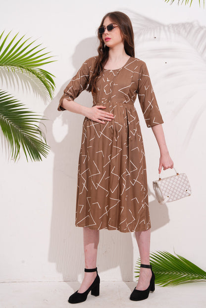 Khaki-Colored Maternity 3/4th Gown