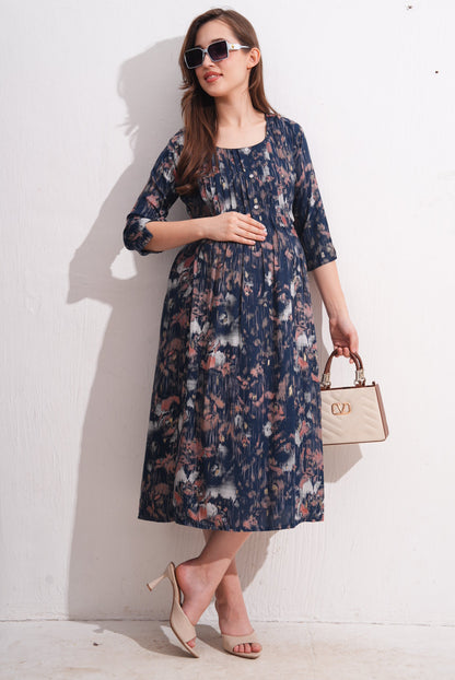 D.Blue-Colored Maternity 3/4th Gown