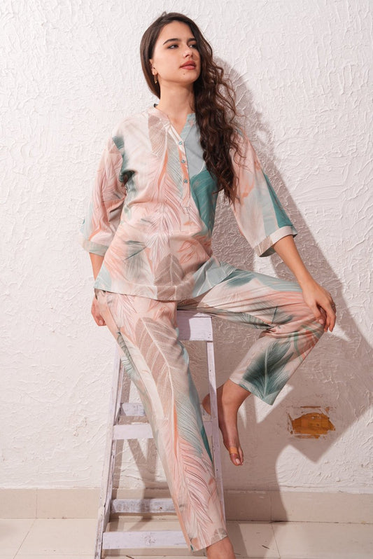 Womens Printed Nightsuit - Peach