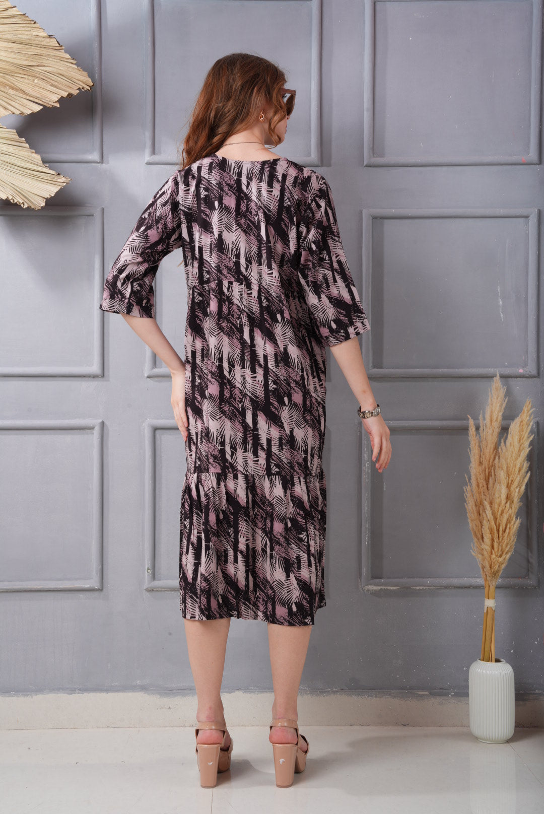 Wine-Colored Short Flare Gown
