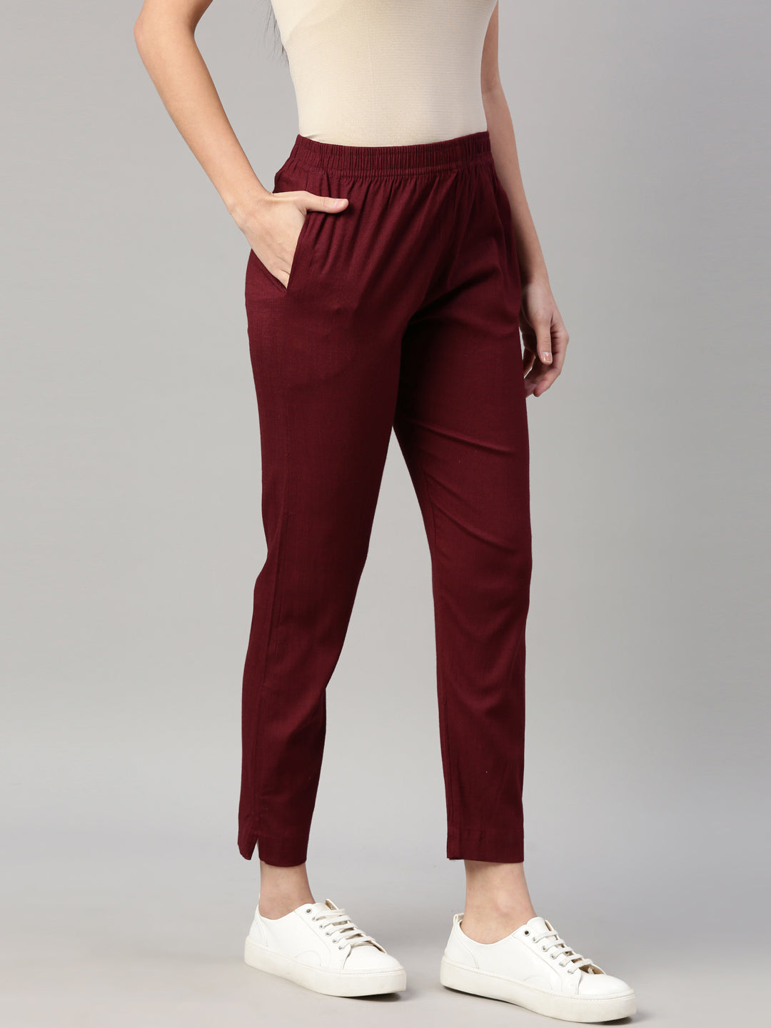 Womens Stretchable Solid Cigar Pant - Wine