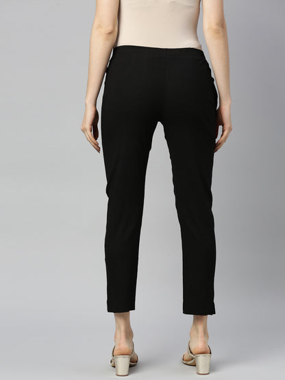 Womens Stretchable Solid Cigar Pant - Black