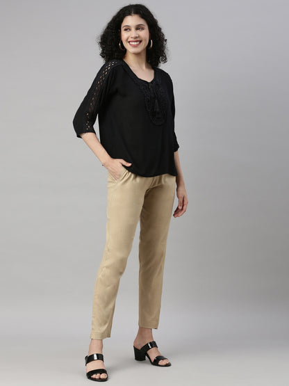 Womens Stretchable Solid Cigar Pant - L.Chickoo